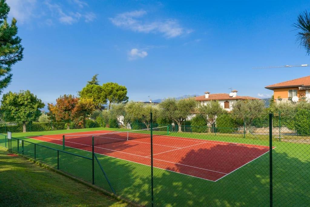 Tennis / Pool / Barbecue Holiday home